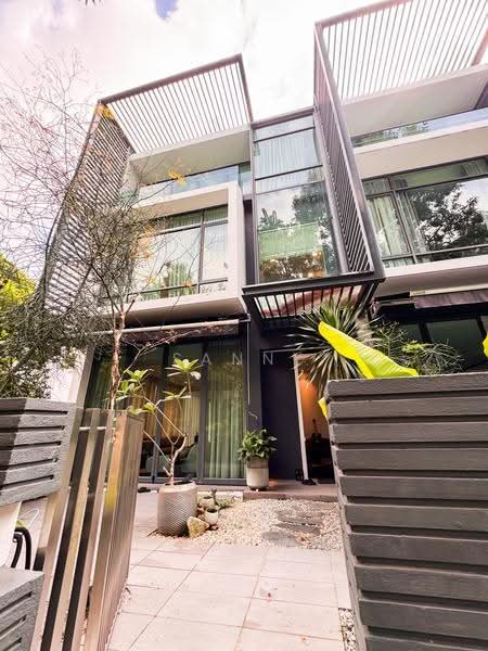 Link Bungalow for Sale in Bukit Kiara (Kuala Lumpur) - Sanny Lau - Exterior - PropertyGuru.com.my