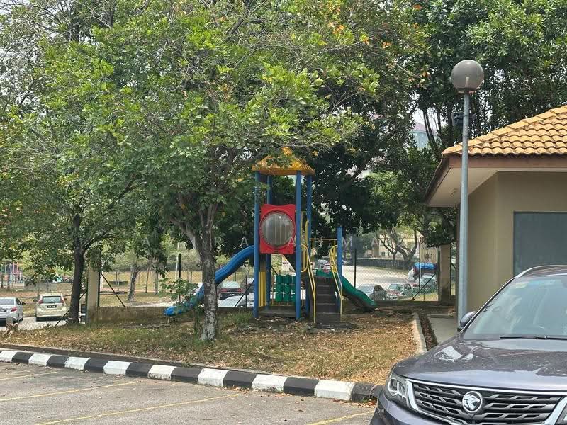 Pangsapuri untuk Dijual di Bandar Kinrara - Azira Ahmad - Exterior - PropertyGuru.com.my