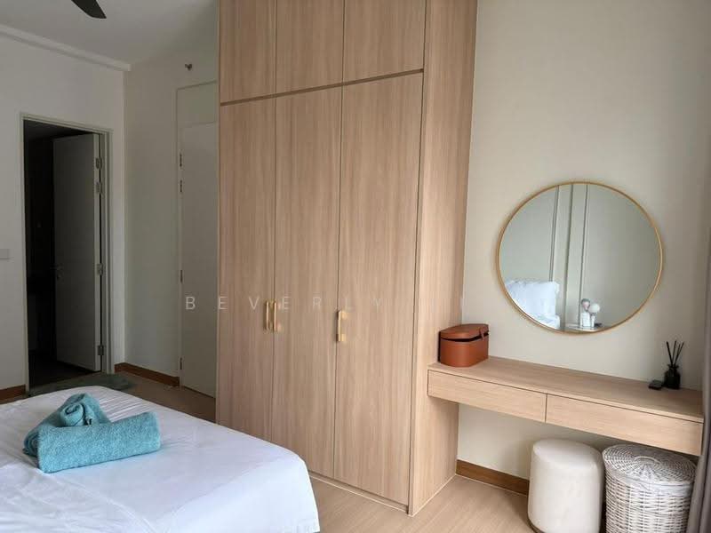 Kediaman Servis untuk Dijual di Tropicana 218 Macalister - Beverly Lim - Bedroom - PropertyGuru.com.my