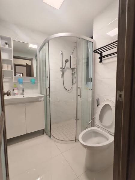 Pangsapuri untuk Disewa di Regalia Park @ Forest City - May Low - Bathroom forest city - PropertyGuru.com.my
