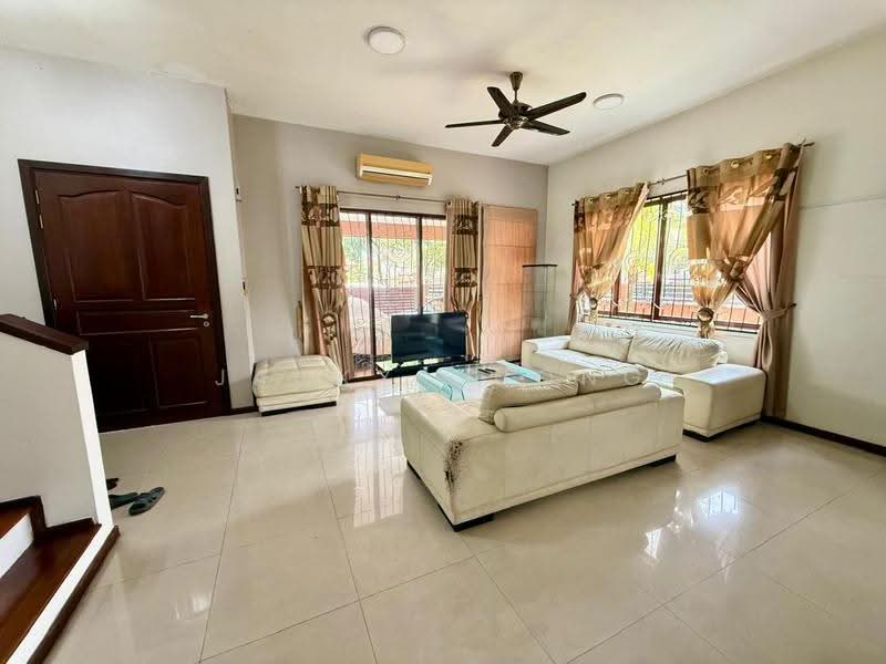 2.5-storey Terraced House for Sale in Sunway Spk (Kuala Lumpur) - JACKY CHONG - Living Room - PropertyGuru.com.my