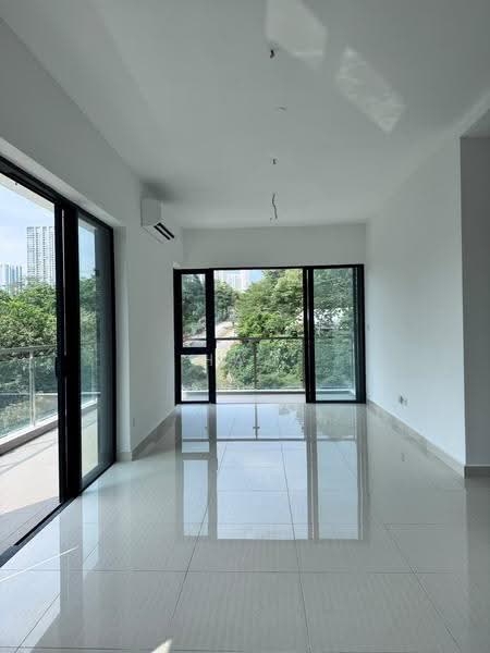 Kediaman Servis untuk Disewa di Hampton Height Damansara - Hao Pua - Living Room - PropertyGuru.com.my