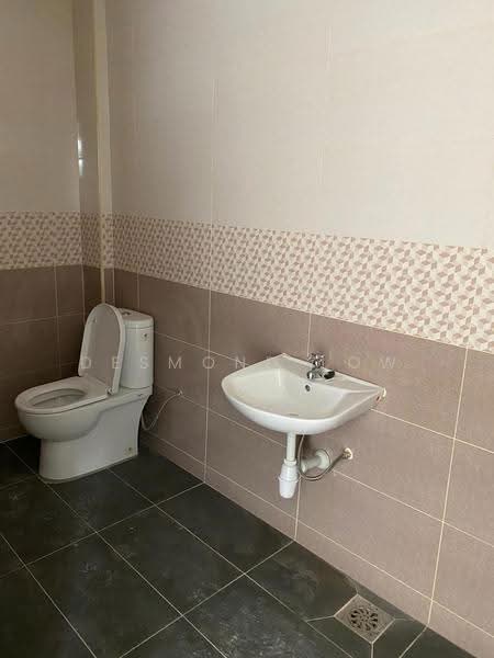 Office for Rent in Brickfields (Kuala Lumpur) - Desmond Low - Bathroom - PropertyGuru.com.my