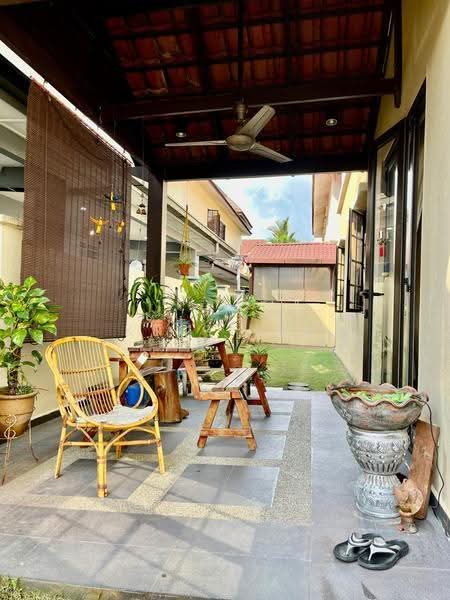 Rumah Berkembar untuk Dijual di Bandar Nusaputra (Puchong) - Kent Lee - Exterior - PropertyGuru.com.my