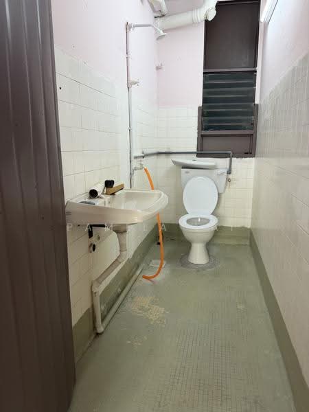 Flat for Rent at Cheras Ria - Pamela Lai - Bathroom - PropertyGuru.com.my