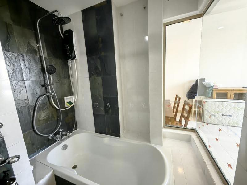 Kondominium untuk Disewa di Ritze Perdana 1 - Danny Chuah - Bathroom - PropertyGuru.com.my