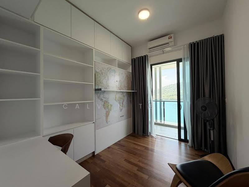Kondominium untuk Dijual di Queens Residences Q1 @ Queens Waterfront - Calvin Teng - Study - PropertyGuru.com.my