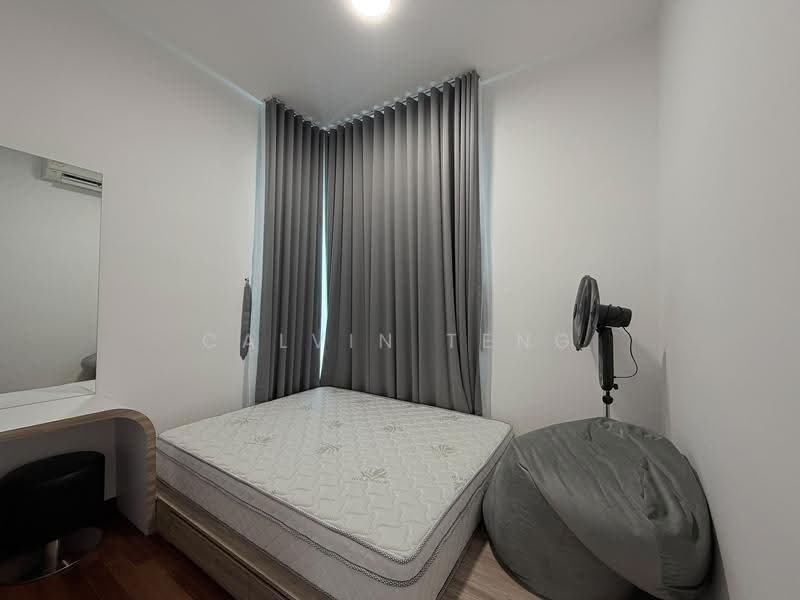 Kondominium untuk Dijual di Queens Residences Q1 @ Queens Waterfront - Calvin Teng - Bedroom - PropertyGuru.com.my