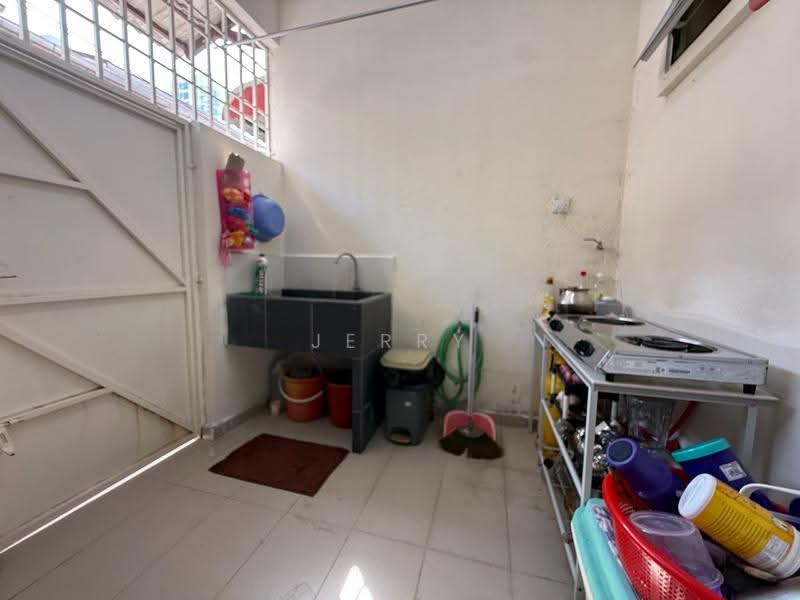 Rumah Teres 2-Tingkat untuk Disewa di Bayan Lepas (Penang) - Jerry So - Kitchen - PropertyGuru.com.my