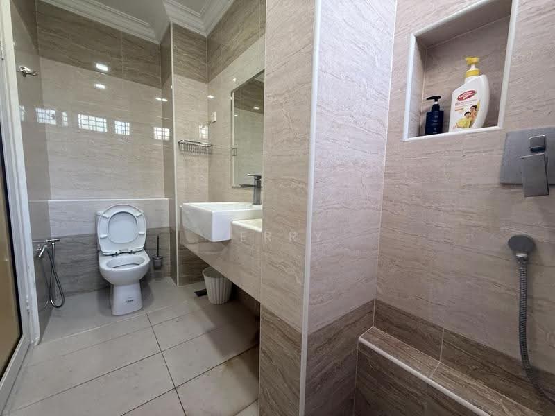 Rumah Teres 2-Tingkat untuk Disewa di Bayan Lepas (Penang) - Jerry So - Bathroom - PropertyGuru.com.my