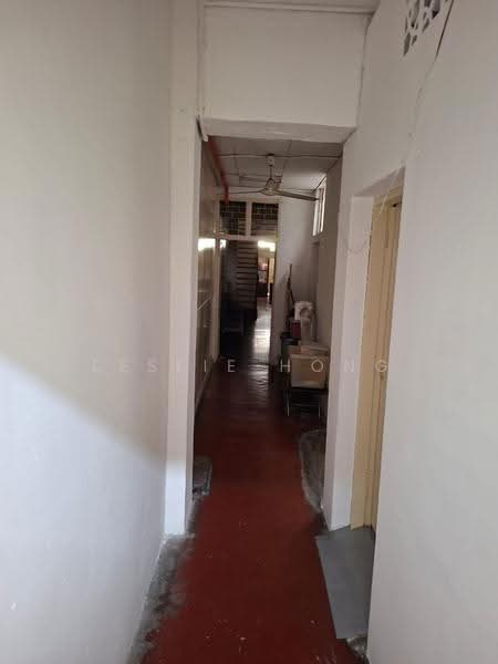 Rumah Teres 2-Tingkat untuk Dijual di George Town (Penang) - Leslie Hong - Corridor - PropertyGuru.com.my