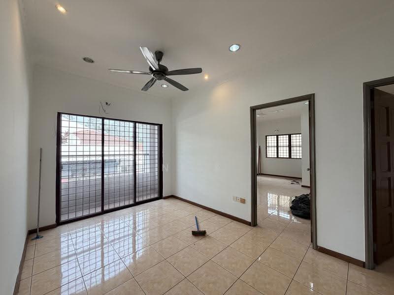 Rumah Berkembar untuk Disewa di Taman Lestari Perdana (Seri Kembangan) - Nick Chan - PropertyGuru.com.my