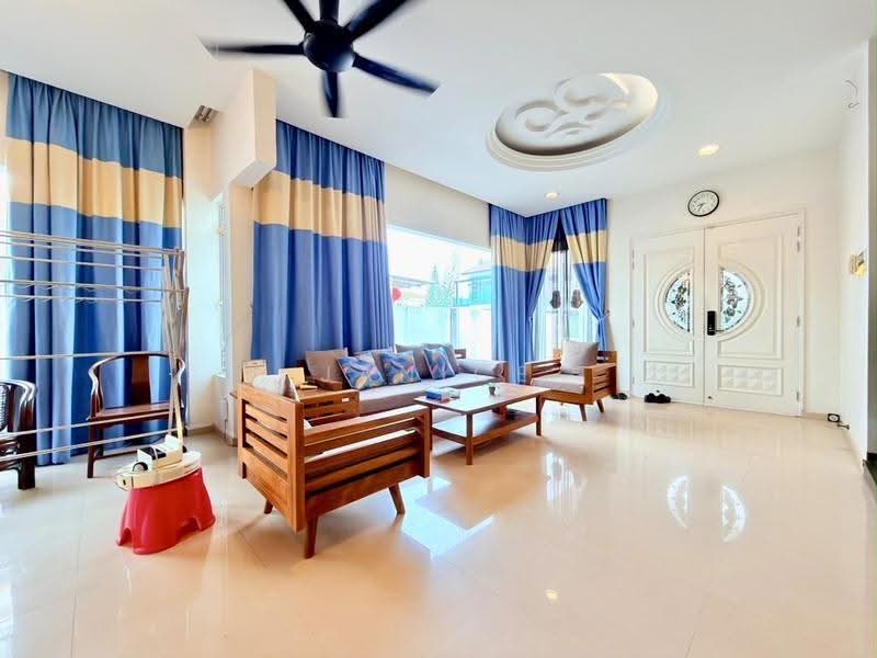 Semi-Detached House for Sale in Horizon Hills (Iskandar Puteri (Nusajaya)) - Janice . - Living Room - PropertyGuru.com.my