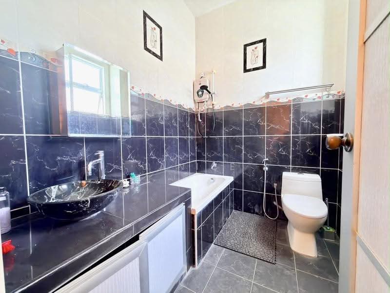 Semi-Detached House for Sale in Horizon Hills (Iskandar Puteri (Nusajaya)) - Janice . - Bathroom - PropertyGuru.com.my
