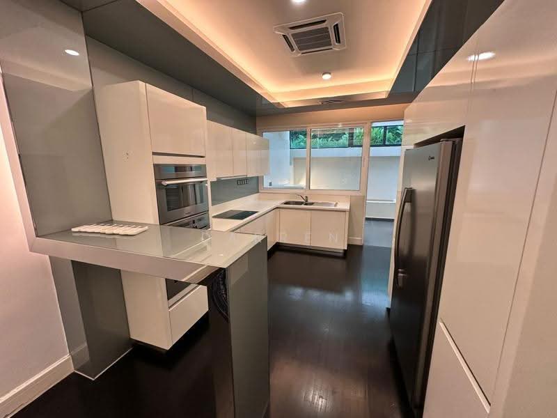 Semi-Detached House for Rent in Bukit Kiara (Kuala Lumpur) - Darren Leong - Kitchen - PropertyGuru.com.my