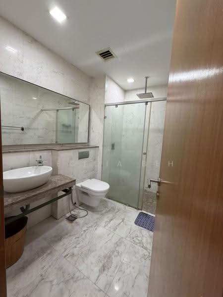 Kediaman Servis untuk Dijual di Twins @ Damansara Heights - Cecilia Beh - Bathroom - PropertyGuru.com.my