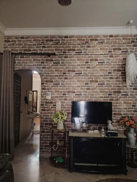 Rumah Teres 1-Tingkat untuk Disewa di Taman Canning (Ipoh) - Datuk Lee Heng - Living Room - PropertyGuru.com.my