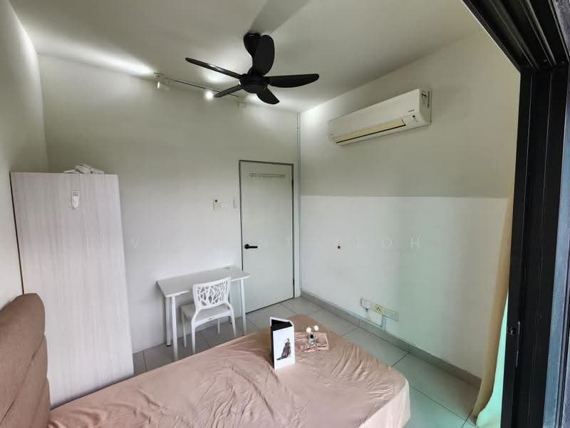 Service Residence for Rent at Majestic Maxim - Vincent Yeoh - Bedroom - PropertyGuru.com.my