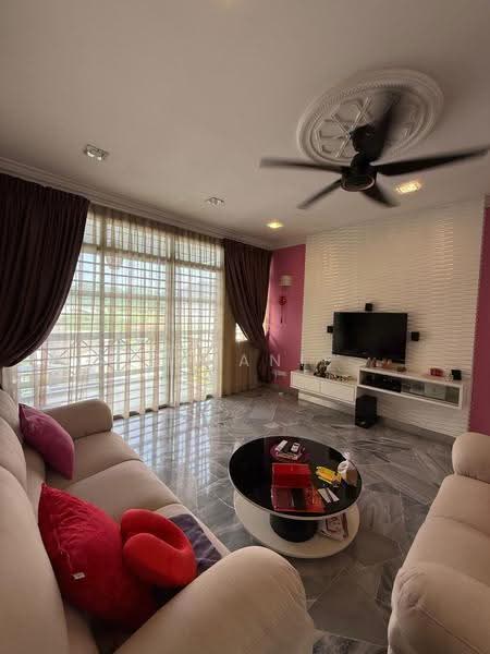 Apartment for Sale at Casa Ria - Stephanie . - Living Room - PropertyGuru.com.my