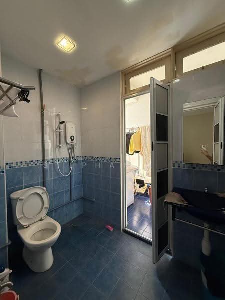 Apartment for Sale at Casa Ria - Stephanie . - Bathroom - PropertyGuru.com.my
