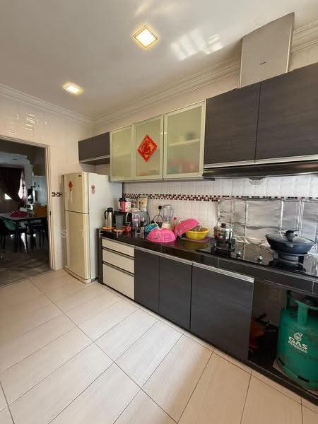 Apartment for Sale at Casa Ria - Stephanie . - Kitchen - PropertyGuru.com.my