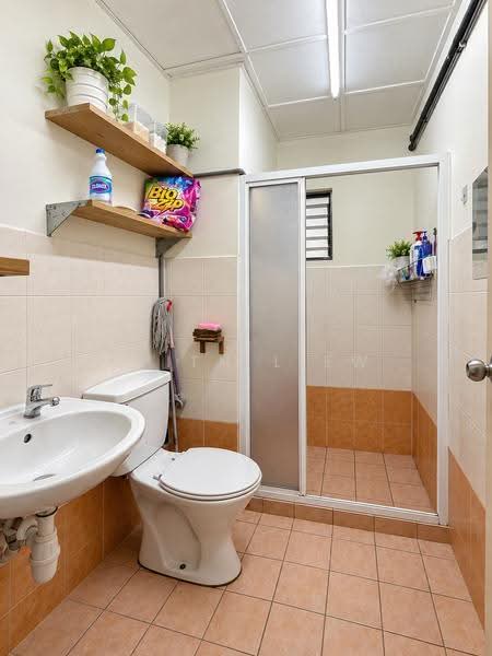 Apartment for Sale at Koi Tropika - Keith Liew - Bathroom - PropertyGuru.com.my