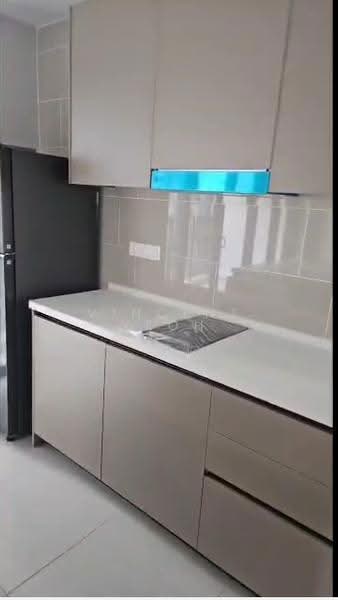 Kediaman Servis untuk Dijual di Isola - Vincent Yeoh - Kitchen - PropertyGuru.com.my