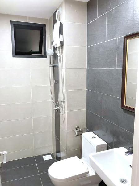 Kediaman Servis untuk Disewa di Tuan Residency - Kew . - Bathroom - PropertyGuru.com.my