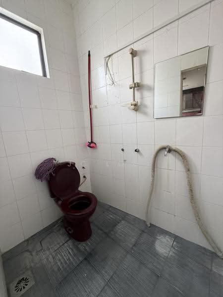 2-storey Terraced House for Sale in Taman Batu Permai (Batu) - JC Looi - Bathroom - PropertyGuru.com.my