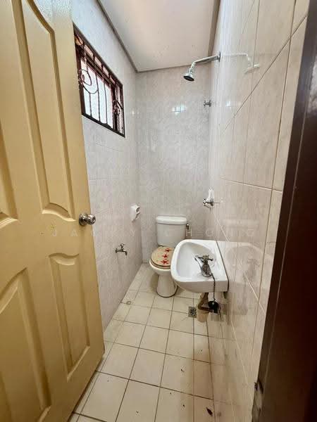 2.5-storey Terraced House for Sale in Sunway SPK Damansara (Batu) - JACKY CHONG - Bathroom - PropertyGuru.com.my