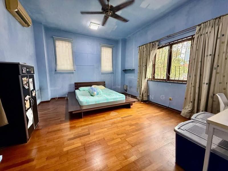 2.5-storey Terraced House for Sale in Sunway SPK Damansara (Batu) - JACKY CHONG - Bedroom - PropertyGuru.com.my
