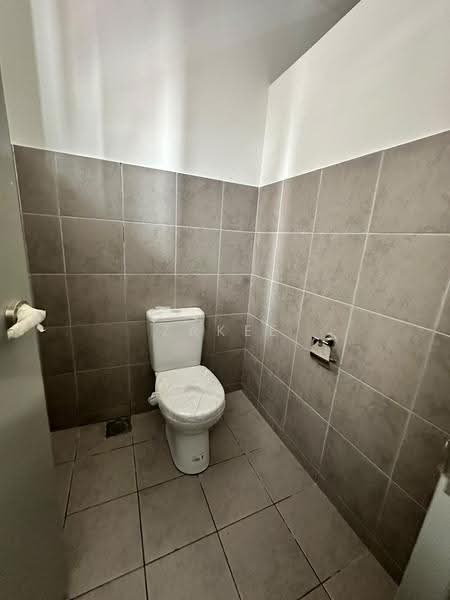 Detached Factory for Rent in Taman Sepang (Sepang) - Zakee Chan - Bathroom - PropertyGuru.com.my