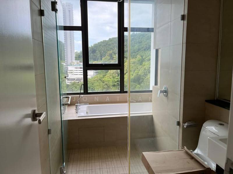 Condominium for Sale at The Marin at Ferringhi - Jonathan Chng - Bathroom - PropertyGuru.com.my