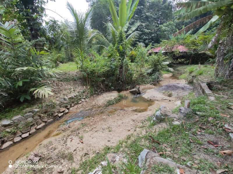 Agricultural Land for Sale in Lenggeng (Negeri Sembilan) - Ahmad Gadafi Md Nor - Exterior - PropertyGuru.com.my