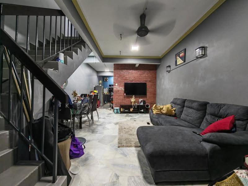 Rumah Teres 2-Tingkat untuk Dijual di Batu Caves (Selangor) - Kevan Wong - Living Room - PropertyGuru.com.my