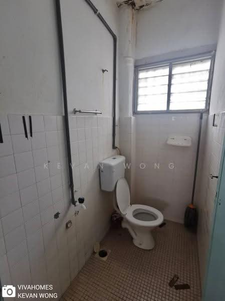 Rumah Teres 2-Tingkat untuk Dijual di Batu Caves (Selangor) - Kevan Wong - Bathroom - PropertyGuru.com.my