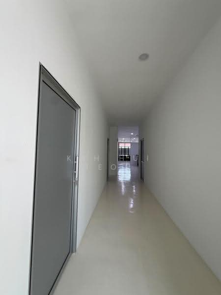Shop for Rent in Bandar Baru Perda (Bukit Mertajam) - Kah Hui Teoh - Corridor - PropertyGuru.com.my