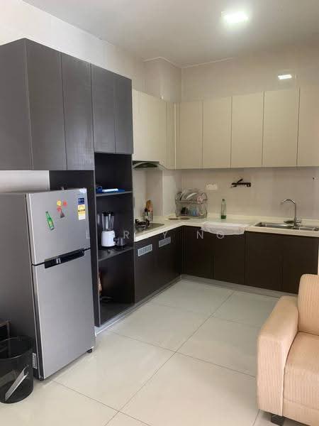 Condominium for Rent at Royal Strand @ Country Garden Danga Bay - Larry Ng - Kitchen - PropertyGuru.com.my