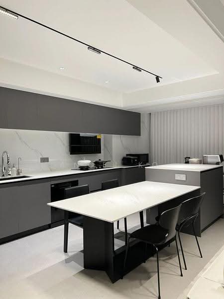 Kondominium untuk Dijual di Ayanna Resort Residences - Angel Ko - Kitchen - PropertyGuru.com.my