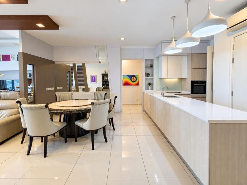 Kondominium untuk Dijual di The Light Collection III - Billy Teh - Dining Room - PropertyGuru.com.my