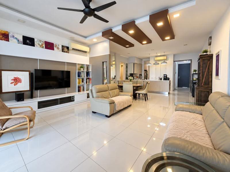 Kondominium untuk Dijual di The Light Collection III - Billy Teh - Living Room - PropertyGuru.com.my