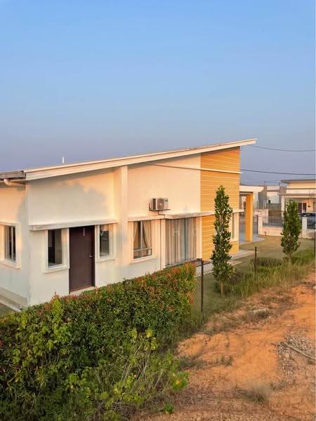Bungalow House untuk Dijual di Kluang (Johor) - Ivy Chow - Exterior - PropertyGuru.com.my