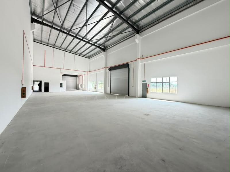 Cluster Factory for Rent in Taman Desa Cemerlang (Ulu Tiram) - Janice . - Interior - PropertyGuru.com.my