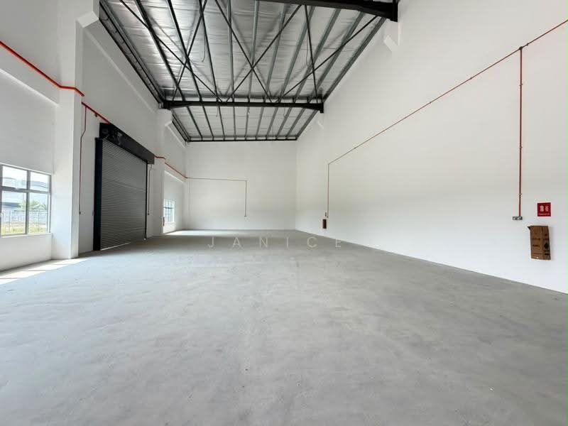 Cluster Factory for Rent in Taman Desa Cemerlang (Ulu Tiram) - Janice . - Interior - PropertyGuru.com.my