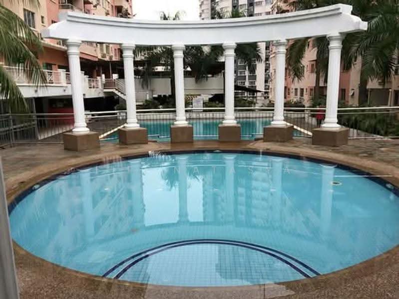 Pangsapuri untuk Dijual di Pelangi Heights - Fifi Natasya - Pool - PropertyGuru.com.my
