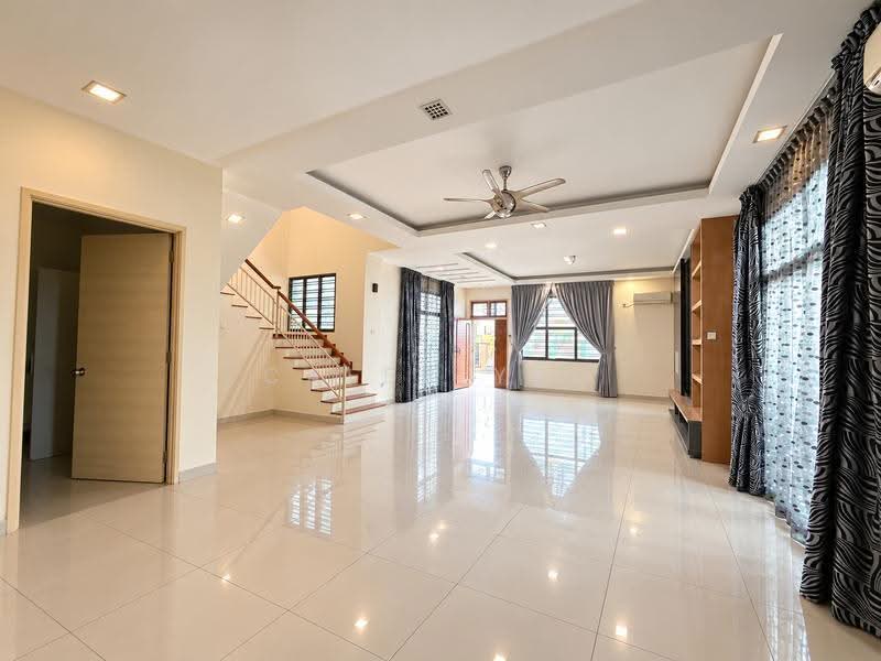 Semi-Detached House for Sale in Bandar Seri Alam (Masai) - Caleb Yeo - Living Room - PropertyGuru.com.my