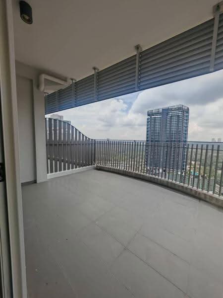 Kediaman Servis untuk Dijual di Encorp Marina - Yap Sin Chen - Balcony - PropertyGuru.com.my