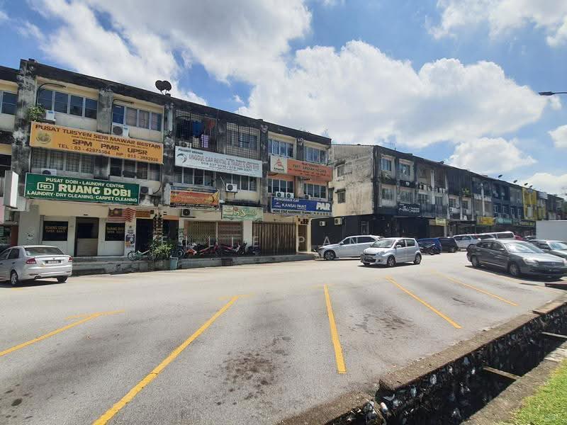 2-storey Terraced House for Sale in Bukit Indah (Ampang) - Ellie Pang - Exterior - PropertyGuru.com.my
