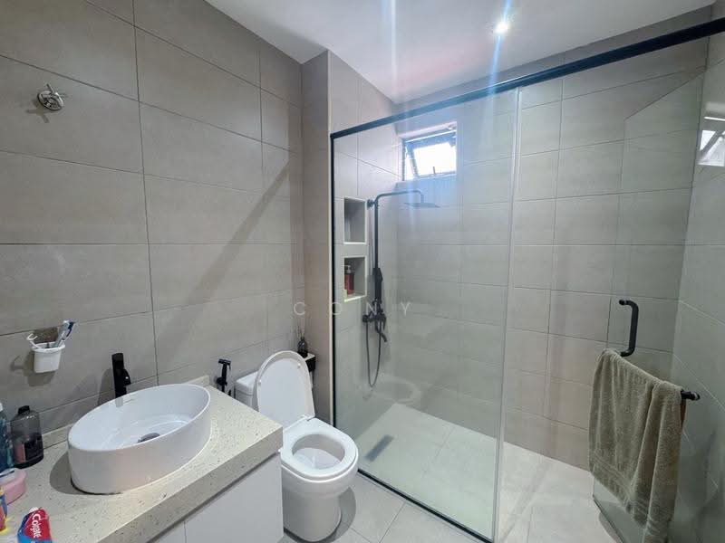 2-storey Terraced House for Sale in Serdang Raya (Seri Kembangan) - Cony Lum - Bathroom - PropertyGuru.com.my