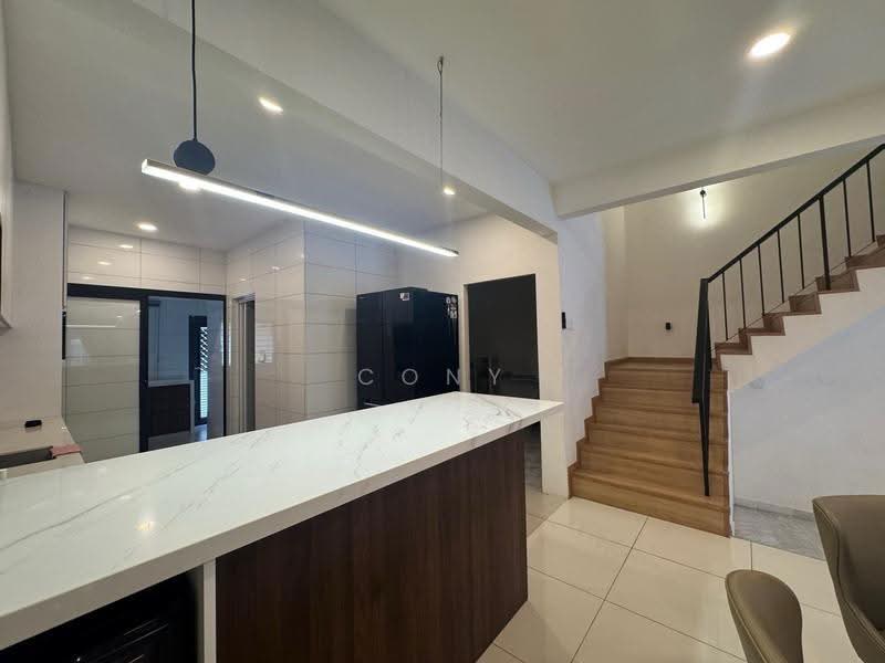 2-storey Terraced House for Sale in Serdang Raya (Seri Kembangan) - Cony Lum - Kitchen - PropertyGuru.com.my